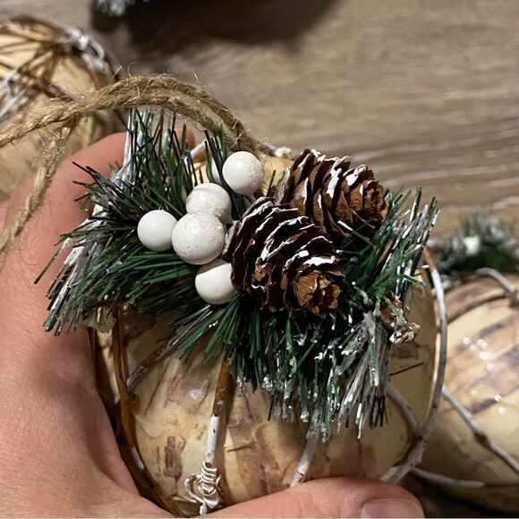 Large birch bark rustic glitter snowy holiday Christmas tree Ornaments set of 4 - Picture 3 of 6